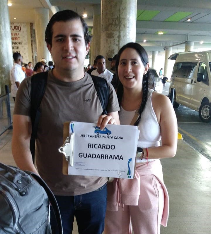 Airport arrival customers